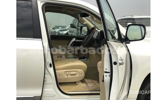 Buy Import Toyota Land Cruiser White Car in Import - Dubai in Barbados Buy Import Toyota Land Cruiser White Car in Import - Dubai in Barbados