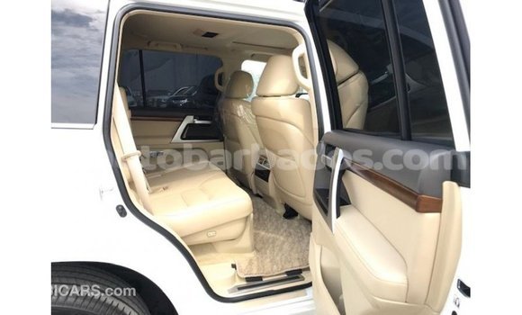 Buy Import Toyota Land Cruiser White Car in Import - Dubai in Barbados Buy Import Toyota Land Cruiser White Car in Import - Dubai in Barbados