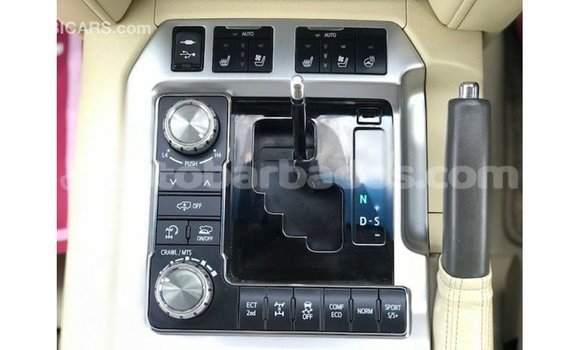 Buy Import Toyota Land Cruiser White Car in Import - Dubai in Barbados Buy Import Toyota Land Cruiser White Car in Import - Dubai in Barbados