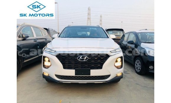 Buy Import Hyundai Santa Fe White Car in Import - Dubai in Barbados