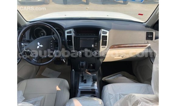 Buy Import Mitsubishi Pajero Black Car in Import - Dubai in Barbados Buy Import Mitsubishi Pajero Black Car in Import - Dubai in Barbados