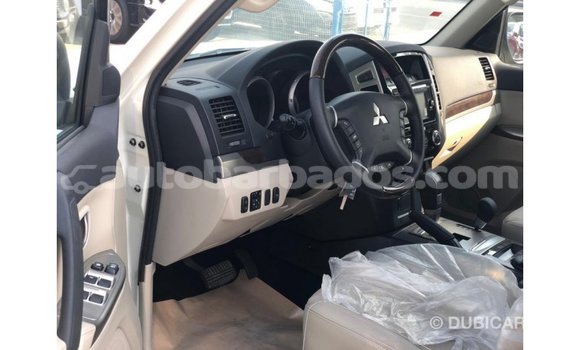 Buy Import Mitsubishi Pajero Black Car in Import - Dubai in Barbados Buy Import Mitsubishi Pajero Black Car in Import - Dubai in Barbados