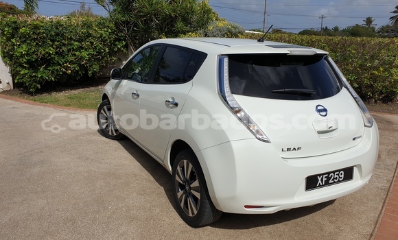 Buy Used Nissan Leaf White Car in Oistins in Barbados Buy Used Nissan Leaf White Car in Oistins in Barbados