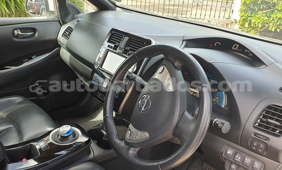 Buy Used Nissan Leaf White Car in Oistins in Barbados Buy Used Nissan Leaf White Car in Oistins in Barbados