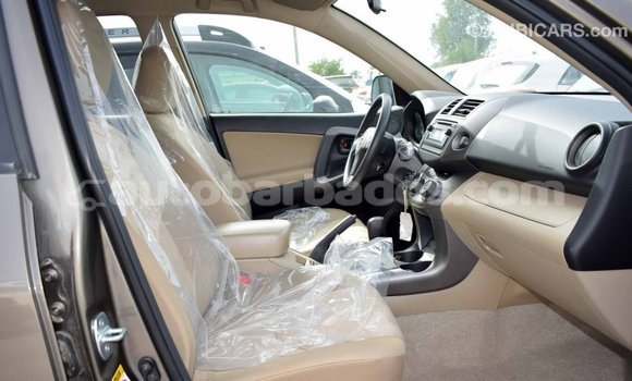 Buy Import Toyota HiAce Other Truck in Import - Dubai in Barbados Buy Import Toyota HiAce Other Truck in Import - Dubai in Barbados