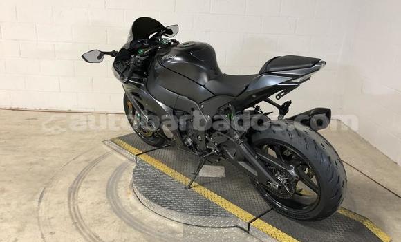 Buy Used Kawasaki Ninja ZX-10R Black Bike in Bathsheba in Barbados Buy Used Kawasaki Ninja ZX-10R Black Bike in Bathsheba in Barbados