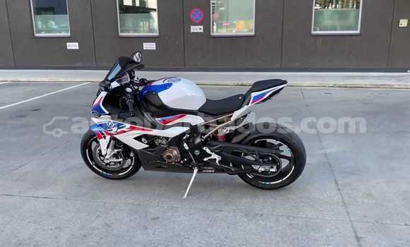 Buy Used BMW S 1000 White Bike in Bridgetown in Barbados Buy Used BMW S 1000 White Bike in Bridgetown in Barbados