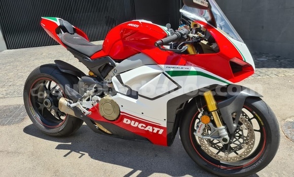 Buy Used Ducati Panigale Red Bike in Bridgetown in Barbados Buy Used Ducati Panigale Red Bike in Bridgetown in Barbados