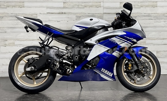 Buy Used Yamaha YZF White Bike in Crane in Barbados Buy Used Yamaha YZF White Bike in Crane in Barbados