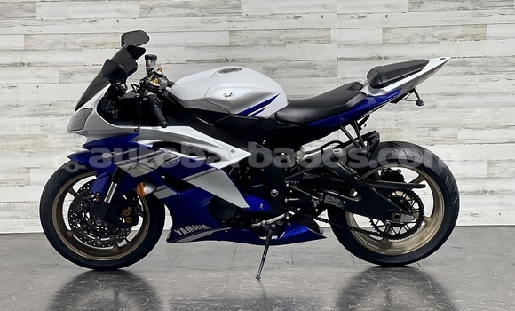 Buy Used Yamaha YZF White Bike in Crane in Barbados Buy Used Yamaha YZF White Bike in Crane in Barbados