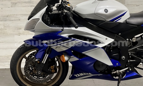 Buy Used Yamaha YZF White Bike in Crane in Barbados Buy Used Yamaha YZF White Bike in Crane in Barbados