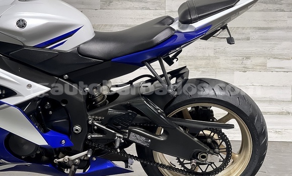 Buy Used Yamaha YZF White Bike in Crane in Barbados Buy Used Yamaha YZF White Bike in Crane in Barbados
