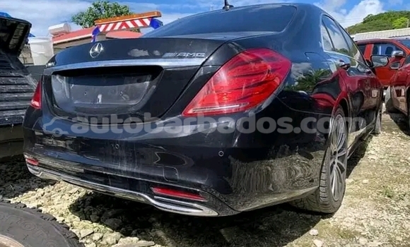 Buy Used Mercedes Viano Black Car in Crane in Barbados Buy Used Mercedes Viano Black Car in Crane in Barbados