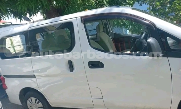 Buy Used Nissan NV200 White Car in Crane in Barbados Buy Used Nissan NV200 White Car in Crane in Barbados