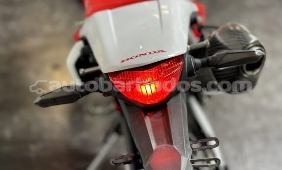 Buy Used Honda CRF250X Beige Bike in Hillaby in Barbados Buy Used Honda CRF250X Beige Bike in Hillaby in Barbados