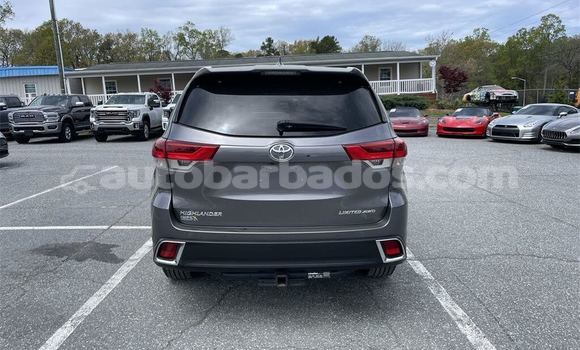 Buy Used Toyota Highlander Other Car in Crane in Barbados Buy Used Toyota Highlander Other Car in Crane in Barbados