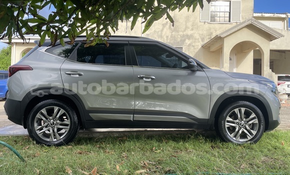 Buy Used Kia Sportage Other Car in Speightstown in Barbados Buy Used Kia Sportage Other Car in Speightstown in Barbados