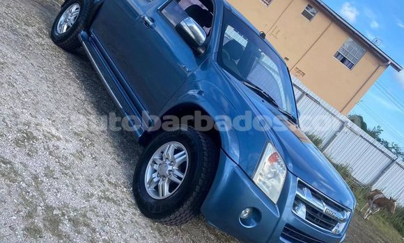 Buy Used Isuzu D–MAX Blue Car in Crane in Barbados