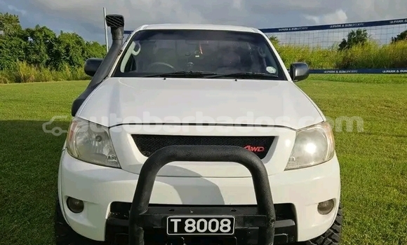 Buy Used Toyota Hilux White Car in Holetown in Barbados Buy Used Toyota Hilux White Car in Holetown in Barbados