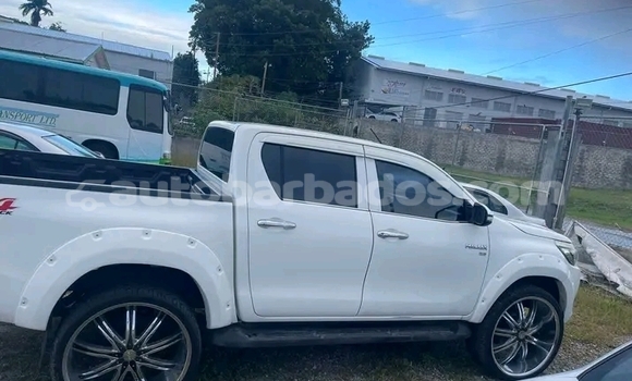 Buy Used Toyota Hilux White Car in Crane in Barbados Buy Used Toyota Hilux White Car in Crane in Barbados