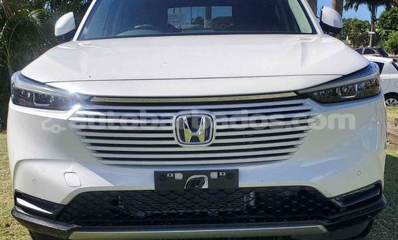 Buy Used Honda Vezel White Car in Greenland in Barbados Buy Used Honda Vezel White Car in Greenland in Barbados