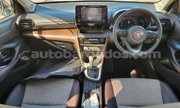 Buy Used Toyota Yaris White Car in Crab Hill in Barbados Buy Used Toyota Yaris White Car in Crab Hill in Barbados