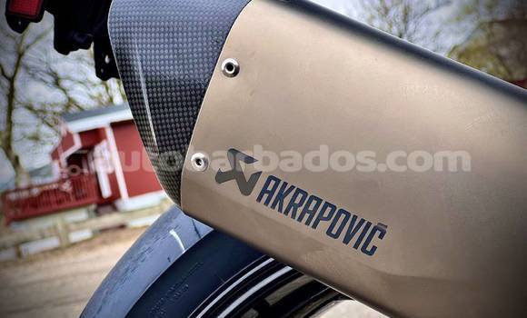 Buy Used BMW S 1000 Blue Bike in Blackmans in Barbados Buy Used BMW S 1000 Blue Bike in Blackmans in Barbados