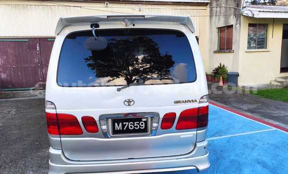 Buy Used Toyota Granvia White Car in Bridgetown in Barbados Buy Used Toyota Granvia White Car in Bridgetown in Barbados