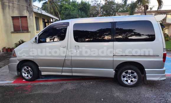 Buy Used Toyota Granvia White Car in Bridgetown in Barbados Buy Used Toyota Granvia White Car in Bridgetown in Barbados