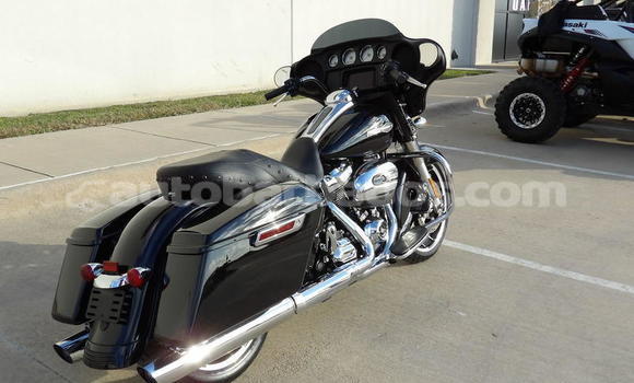 Buy Used Harley Davidson Street Glide Black Bike in Crab Hill in Barbados Buy Used Harley Davidson Street Glide Black Bike in Crab Hill in Barbados