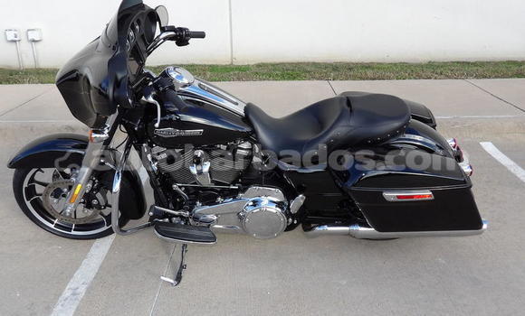 Buy Used Harley Davidson Street Glide Black Bike in Crab Hill in Barbados Buy Used Harley Davidson Street Glide Black Bike in Crab Hill in Barbados