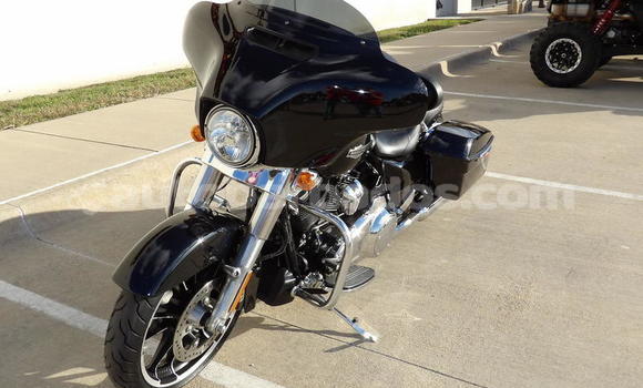 Buy Used Harley Davidson Street Glide Black Bike in Crab Hill in Barbados Buy Used Harley Davidson Street Glide Black Bike in Crab Hill in Barbados
