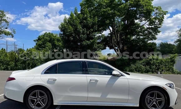 Buy Used Mercedes-Benz S–Class White Car in Bathsheba in Barbados Buy Used Mercedes-Benz S–Class White Car in Bathsheba in Barbados