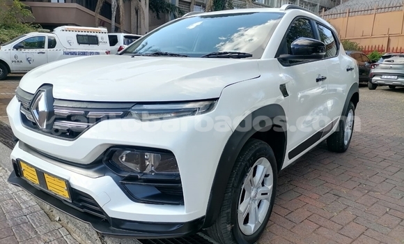 Buy Used Renault KWID White Car in Bridgetown in Barbados Buy Used Renault KWID White Car in Bridgetown in Barbados