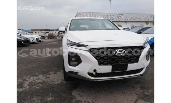 Buy Import Hyundai Santa Fe White Car in Import - Dubai in Barbados Buy Import Hyundai Santa Fe White Car in Import - Dubai in Barbados