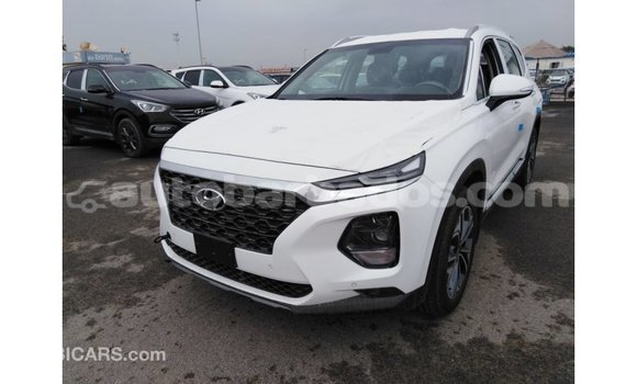 Buy Import Hyundai Santa Fe White Car in Import - Dubai in Barbados Buy Import Hyundai Santa Fe White Car in Import - Dubai in Barbados