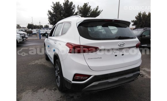 Buy Import Hyundai Santa Fe White Car in Import - Dubai in Barbados Buy Import Hyundai Santa Fe White Car in Import - Dubai in Barbados