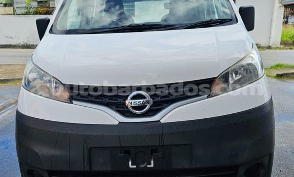 Buy Used Nissan NV200 White Car in Crab Hill in Barbados Buy Used Nissan NV200 White Car in Crab Hill in Barbados