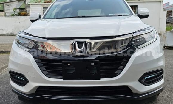 Buy Used Honda Vezel White Car in Hillaby in Barbados Buy Used Honda Vezel White Car in Hillaby in Barbados