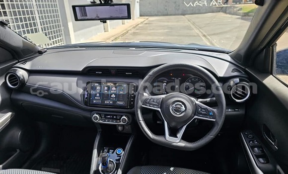 Buy Used Nissan Kix Blue Car in Crab Hill in Barbados Buy Used Nissan Kix Blue Car in Crab Hill in Barbados