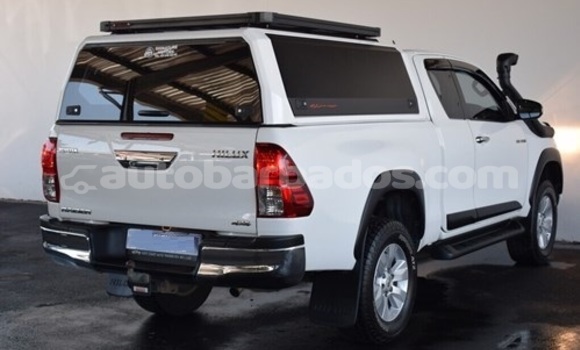 Buy Used Toyota Hilux White Car in Bridgetown in Barbados Buy Used Toyota Hilux White Car in Bridgetown in Barbados