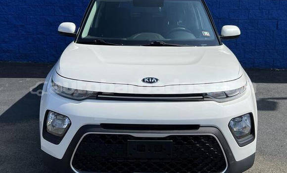 Buy Used Kia Soul White Car in Bridgetown in Barbados Buy Used Kia Soul White Car in Bridgetown in Barbados