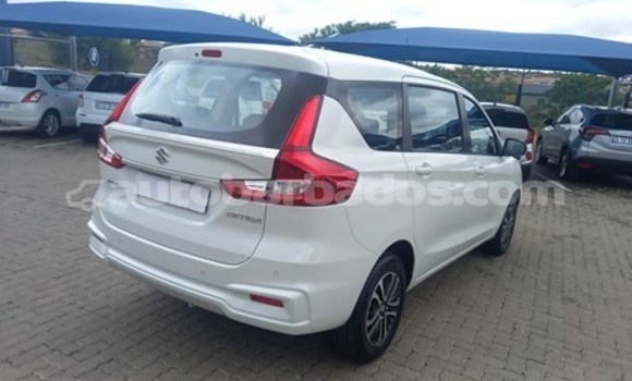 Buy Used Suzuki Ertiga White Car in Bridgetown in Barbados Buy Used Suzuki Ertiga White Car in Bridgetown in Barbados