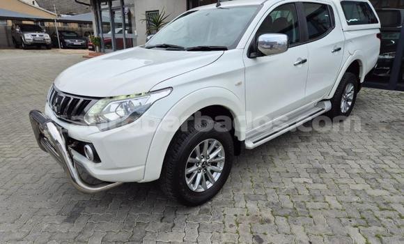 Buy Used Mitsubishi Triton White Car in Bridgetown in Barbados Buy Used Mitsubishi Triton White Car in Bridgetown in Barbados