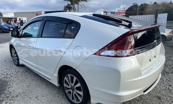 Buy Used Honda Insight White Car in Bridgetown in Barbados Buy Used Honda Insight White Car in Bridgetown in Barbados