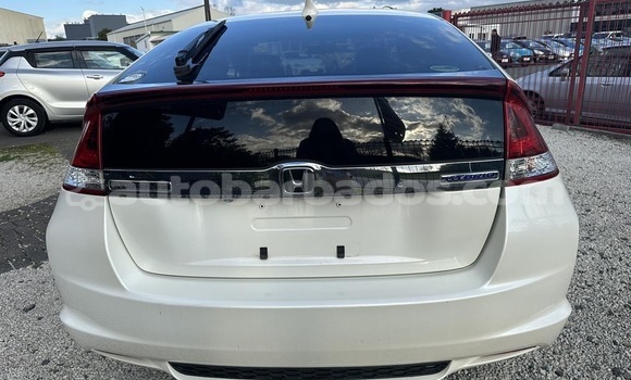 Buy Used Honda Insight White Car in Bridgetown in Barbados Buy Used Honda Insight White Car in Bridgetown in Barbados