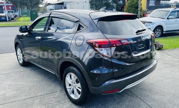 Buy Used Honda Vezel Blue Car in Bridgetown in Barbados Buy Used Honda Vezel Blue Car in Bridgetown in Barbados