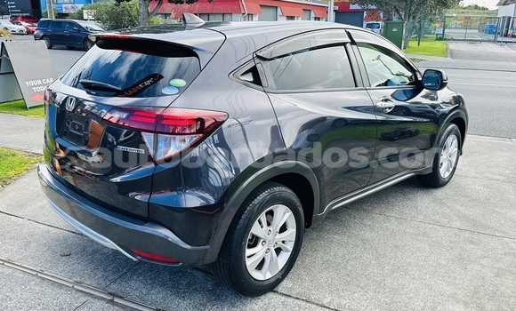 Buy Used Honda Vezel Blue Car in Bridgetown in Barbados Buy Used Honda Vezel Blue Car in Bridgetown in Barbados