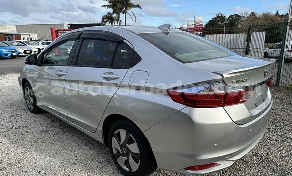 Buy Used Honda Grace Silver Car in Bridgetown in Barbados Buy Used Honda Grace Silver Car in Bridgetown in Barbados