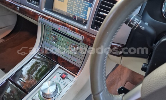 Buy Used Jaguar XF Green Car in Holetown in Barbados Buy Used Jaguar XF Green Car in Holetown in Barbados